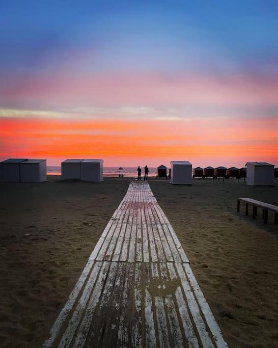 Duplex Avec Parking A 100M De La Mer De Panne Kültér fotó